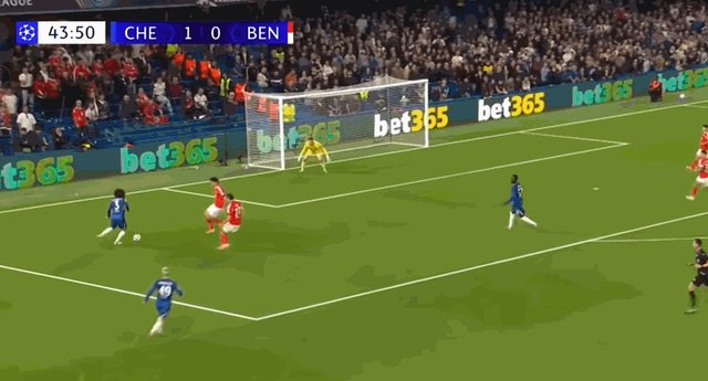 1759272216715036400.gif 乔治.gif