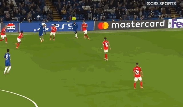 1759272500746079209.gif 红牌.gif