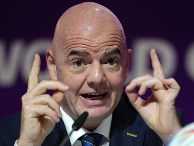 1674289496313056640.jpg 0_JS283942801.jpg